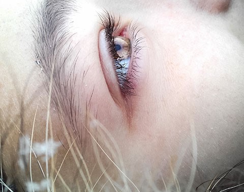 用眼過度的S世代，純露找回明亮