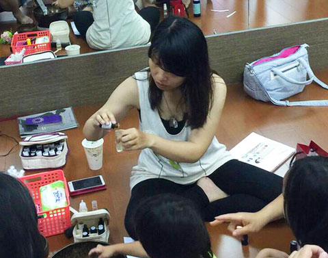 柯真羿 Doreen－精油芳療：透過香氣療癒症狀，開啟內心對話