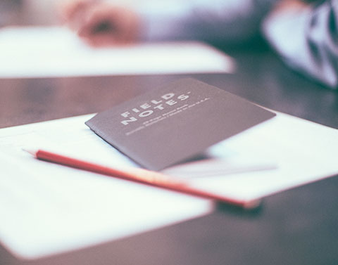 早起的艾莉絲這樣用精油